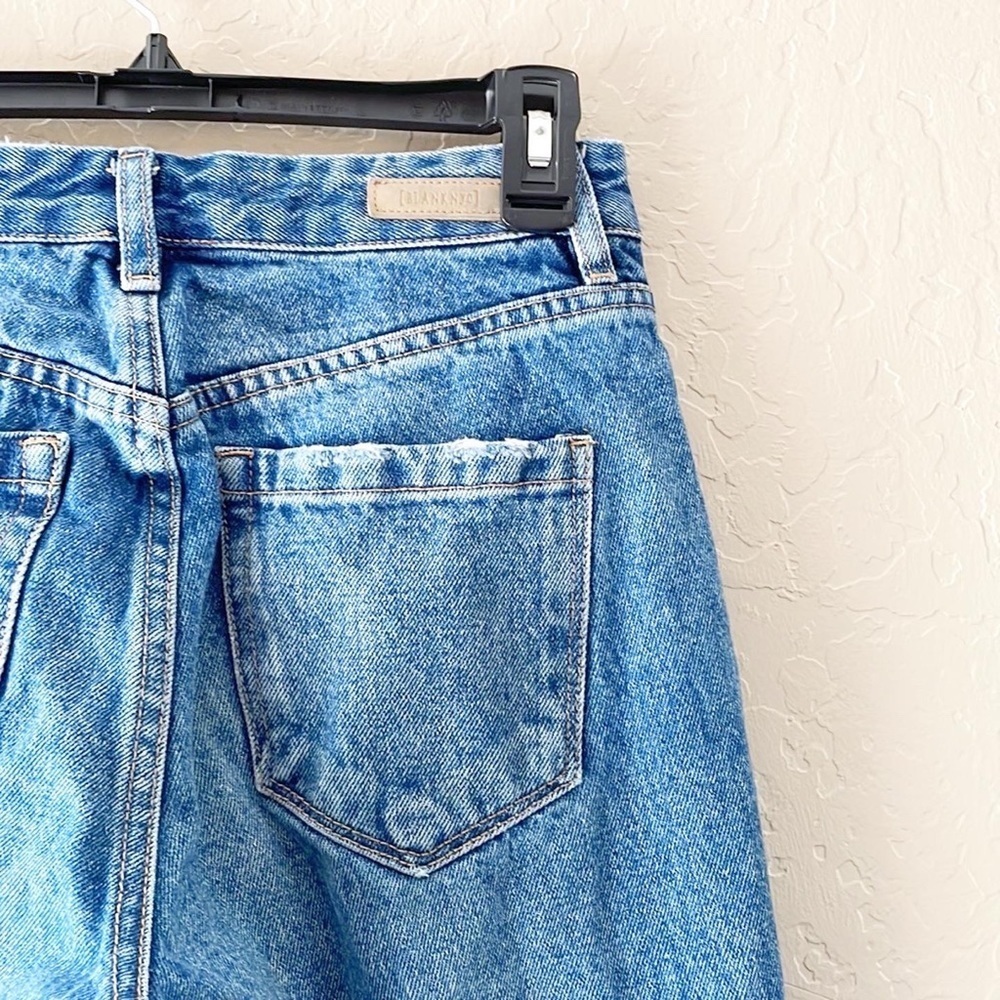 🌿Final Sale
Blank NYC The Madison Crop High Rise Denim Blue Jeans - Picture 8 of 10